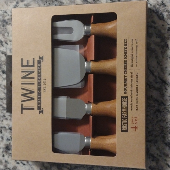 Lot of Twine Cheese Knife sets & Cheese Markers - Picture 3 of 7